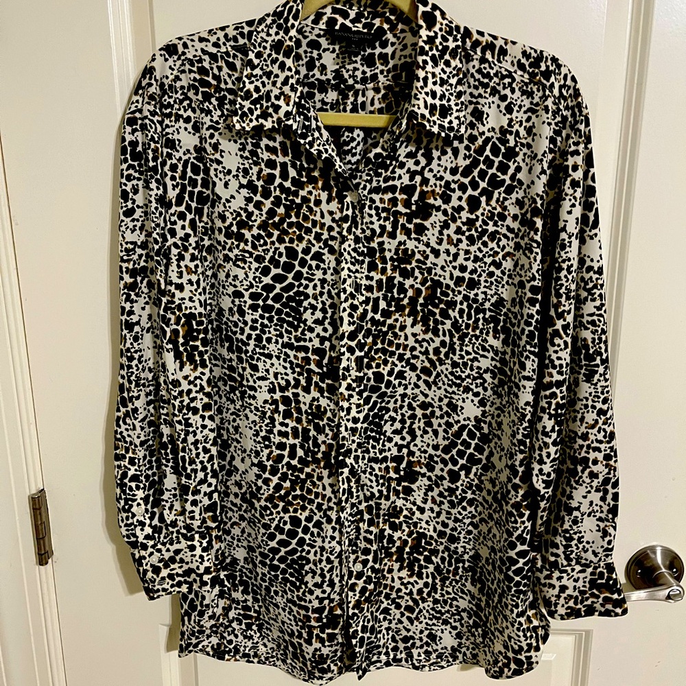 Banana Republic Women’s Blouse